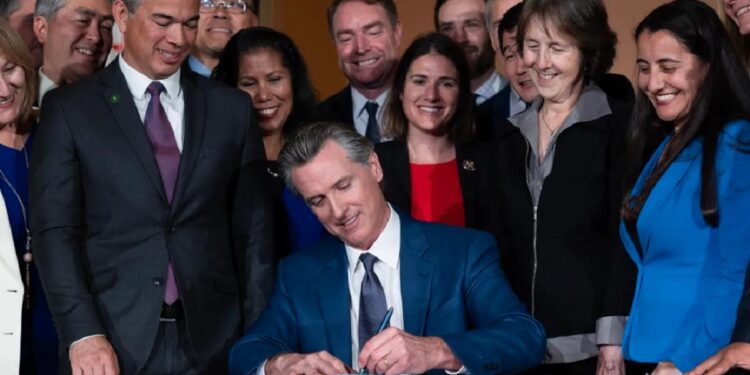 Newsom Unleashes 470 Signed Bills and Vetos