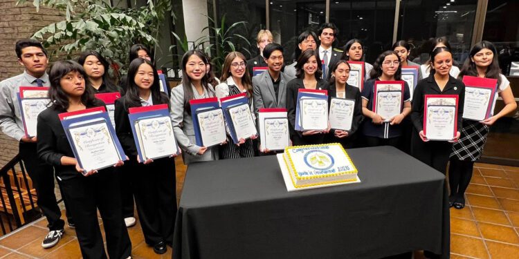 La Mirada’s Youth in Government Students Propose Projects