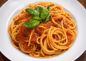 Restaurant Review: La Pasta Brings Fresh Italian Flavor to Los Cerritos Center
