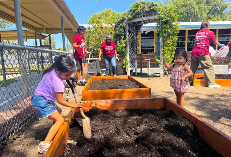 Love La Mirada Volunteers Transform Garden at Dulles Elementary
