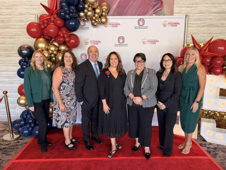 Gardenhill Elementary Teacher Julie Wright Named Los Angeles County Teacher of the Year